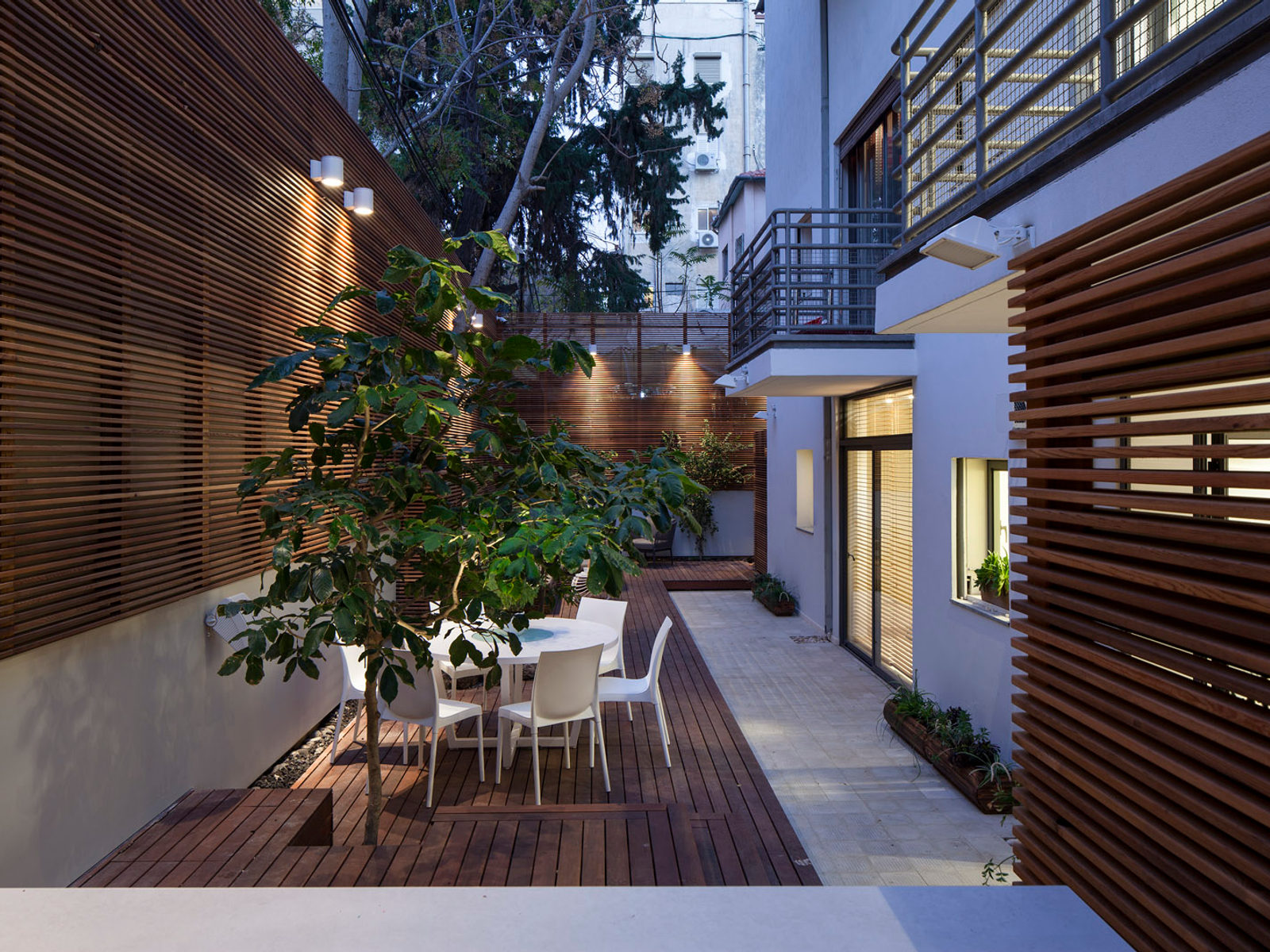 Garden Apartment on Shenkin Street, Tel Aviv — photograph 3