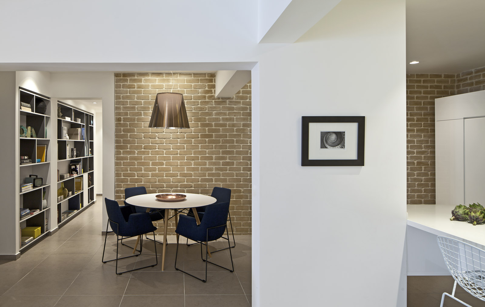 Garden Apartment on Shenkin Street, Tel Aviv — photograph 19