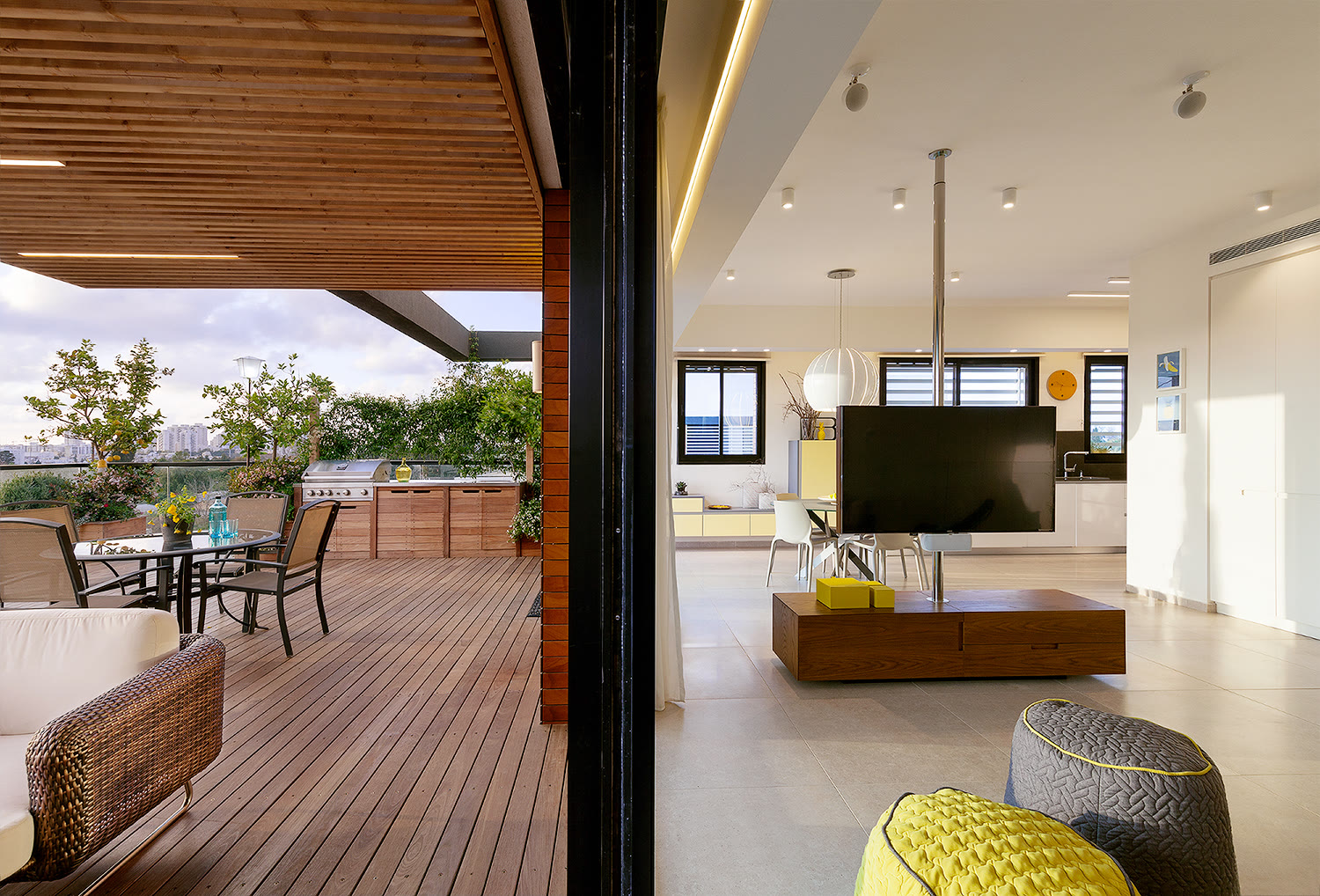Roof Duplex in a Developer Building